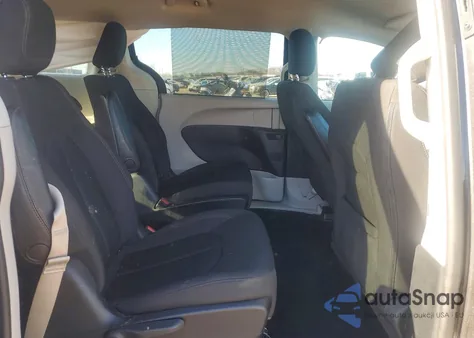 2020 Chrysler Pacifica Hybrid Touring z USA, uszkodzony, nr VIN 2C4RC1H75LR287514